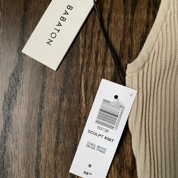 HP! 🎉Aritzia/Babaton Sculpt Knit Top - Picture 3 of 4